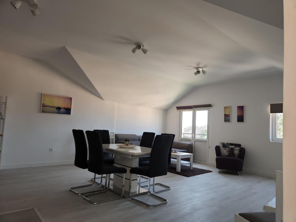 Apartmani Mia Sorajic Petrovac Dış mekan fotoğraf