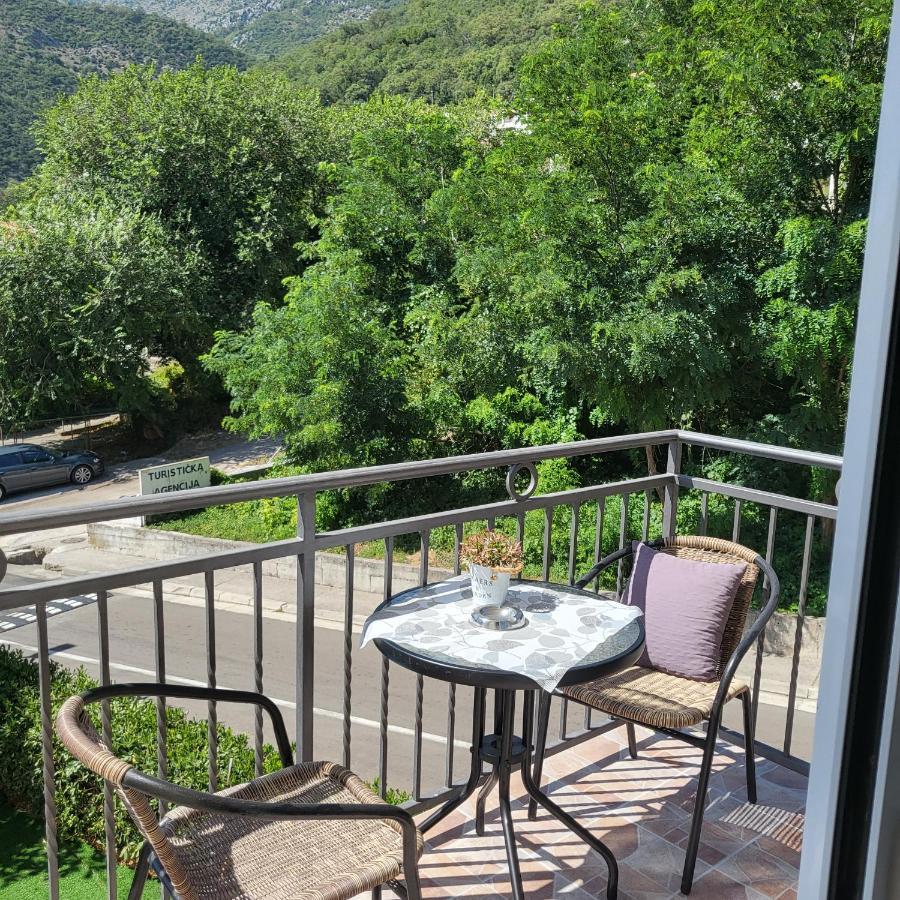 Apartmani Mia Sorajic Petrovac Dış mekan fotoğraf