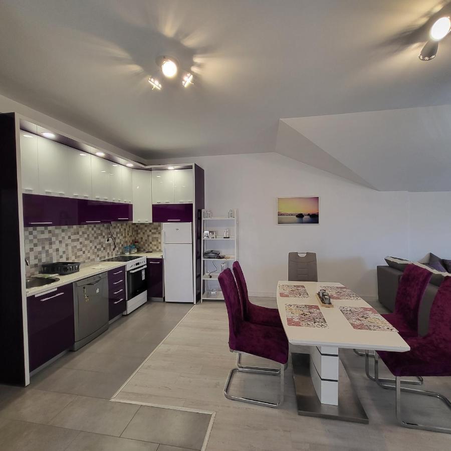 Apartmani Mia Sorajic Petrovac Dış mekan fotoğraf