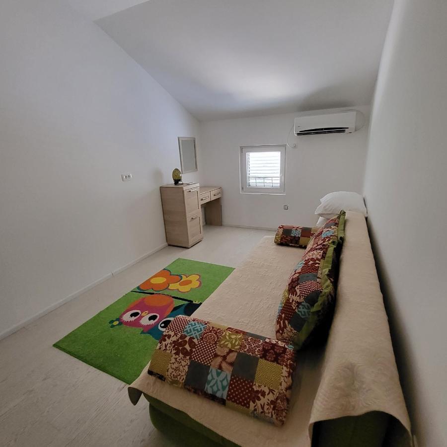 Apartmani Mia Sorajic Petrovac Dış mekan fotoğraf