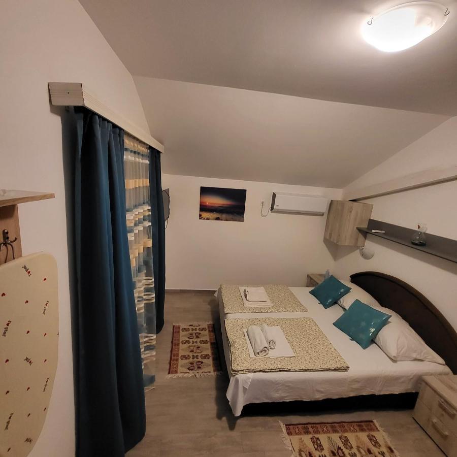 Apartmani Mia Sorajic Petrovac Dış mekan fotoğraf