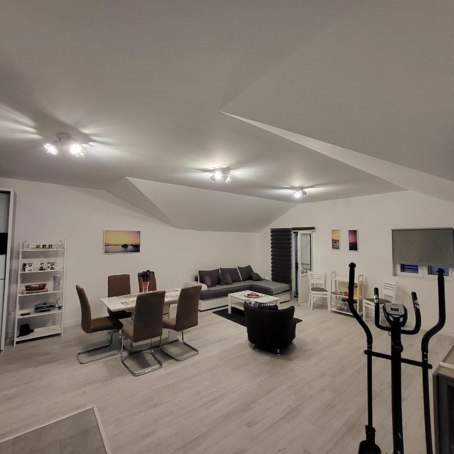 Apartmani Mia Sorajic Petrovac Dış mekan fotoğraf