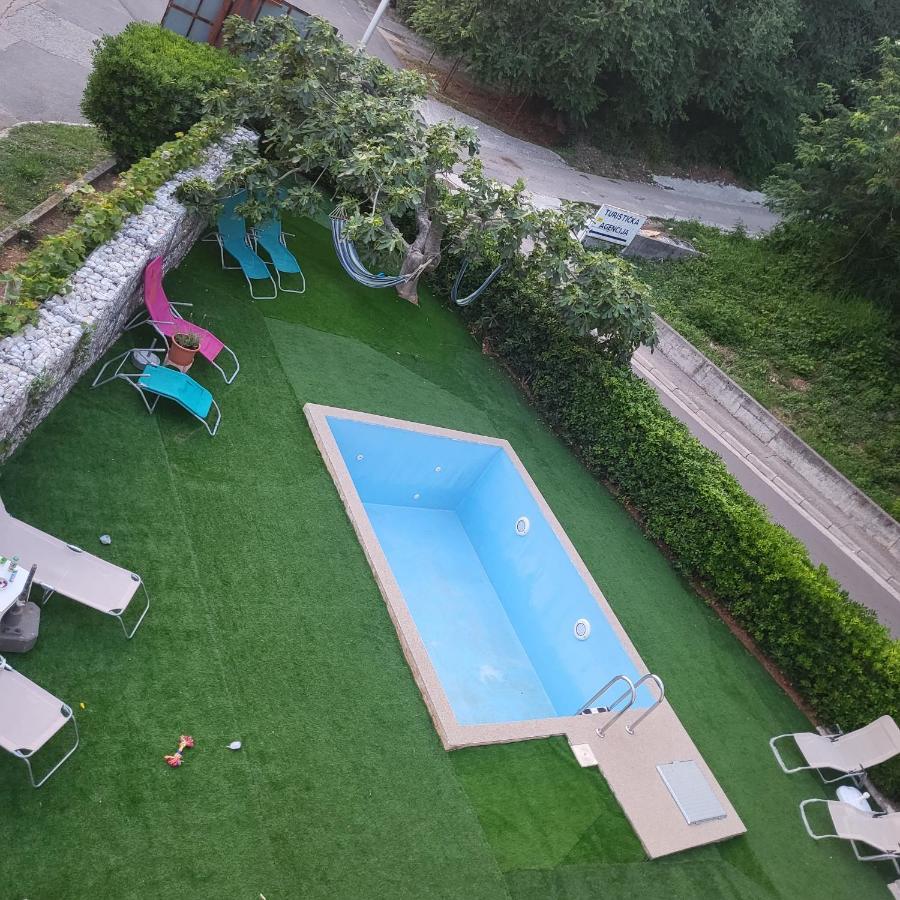 Apartmani Mia Sorajic Petrovac Dış mekan fotoğraf